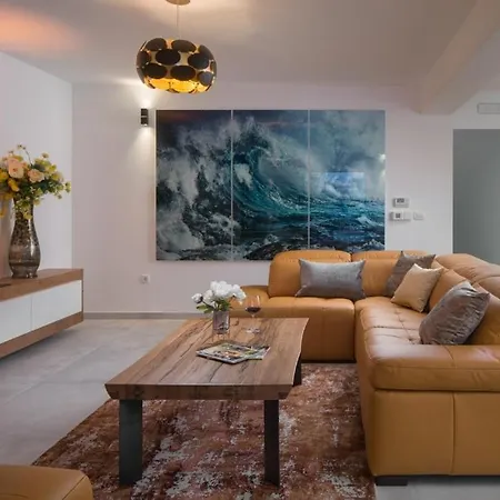 Holiday In With Terrace, Air Conditioning, W-lan, Washing Machine 4740-1 Feriehus *