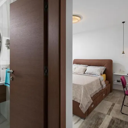 Feriehus Holiday In With Terrace, Air Conditioning, W-lan, Washing Machine 4740-1 *