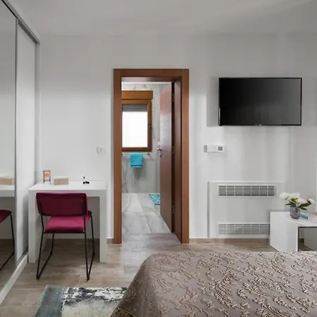 Holiday In With Terrace, Air Conditioning, W-lan, Washing Machine 4740-1 *